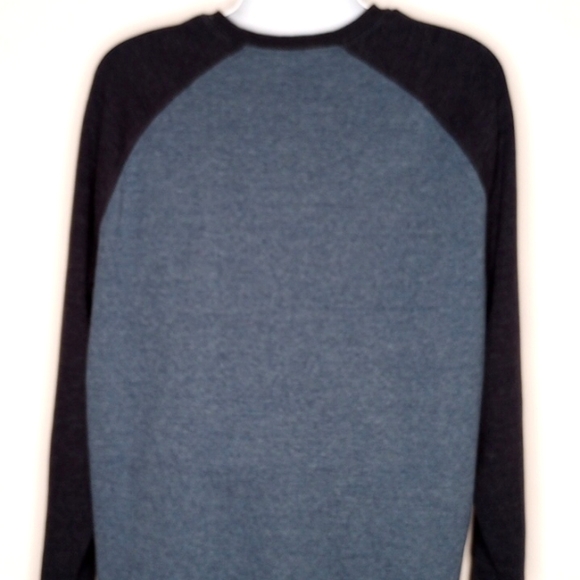 L. L. Bean Men's Washed Cotton Double-knit Crewneck Heathered Raglan Shirt - Picture 6 of 9